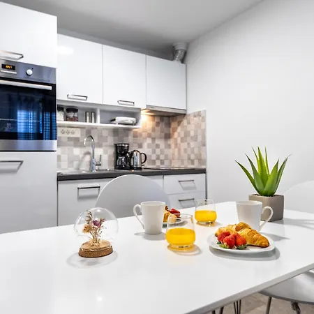 New Modern Nina Appartement *